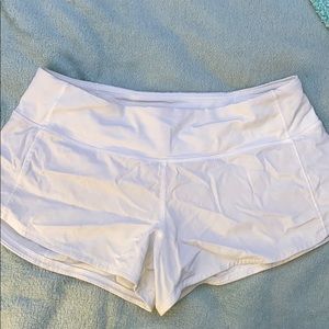 lululemon speed up shorts 2.5